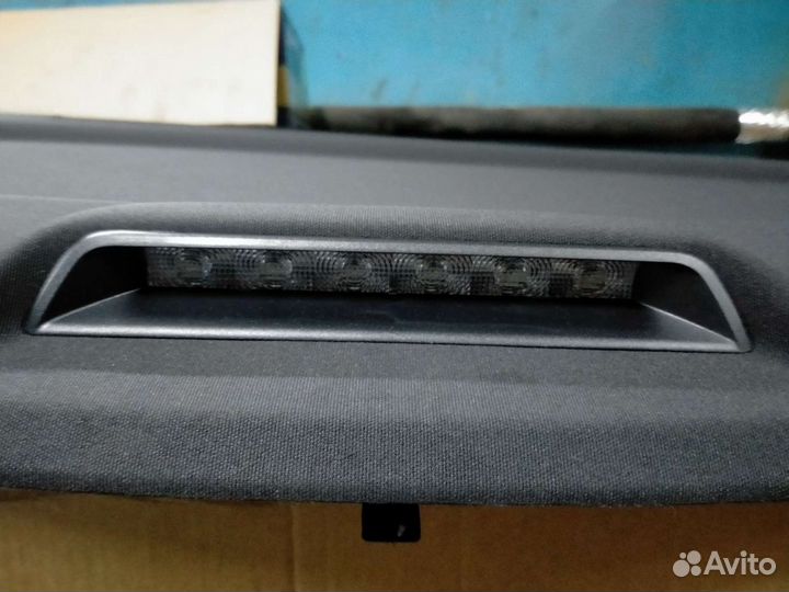 Полка задняя VW Jetta 5C6863413PEX1