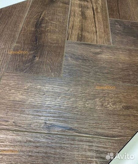 Кварцвиниловый ламинат елочка