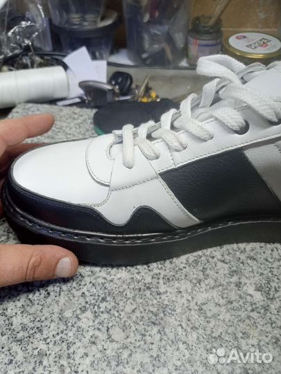 Кроссовки мужские 43 размера ручная работа