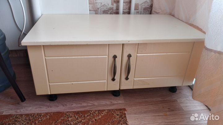 Тумба под телевизор белая бу