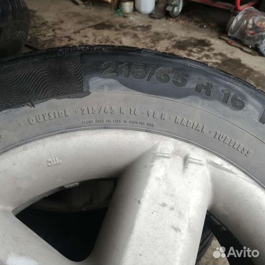 Continental ComfortContact - 5 215/65 R16 98H