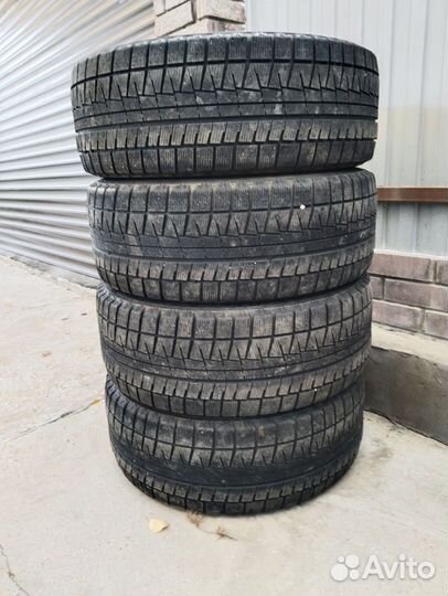 Bridgestone Blizzak RFT 225/55 R17