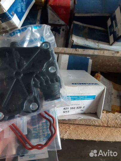 Крышка цилиндра кпп мв Actros