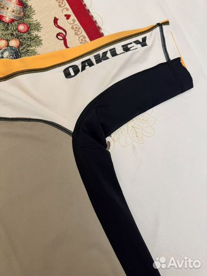 Футболка Oakley