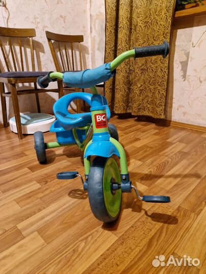 Трехколесный велосипед