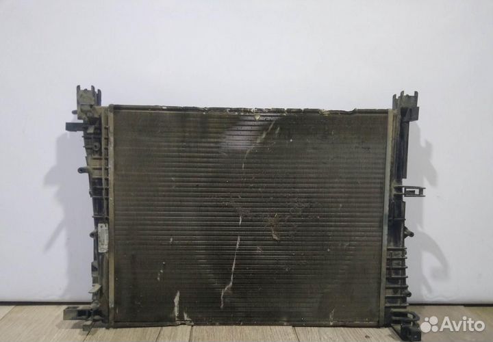 Радиатор охлаждения бу Renault Logan 2 OEM 2141061