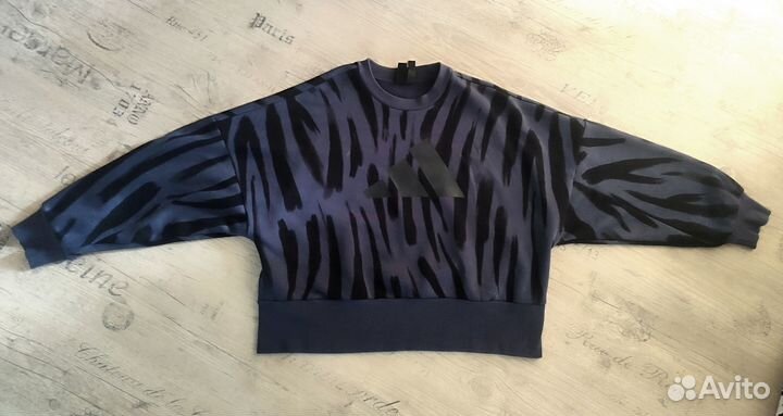 Свитшот adidas