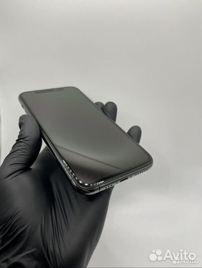 iPhone 11 Pro, 64 ГБ