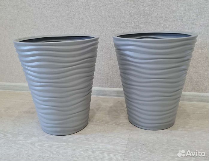 Горшоки пластиковые новые