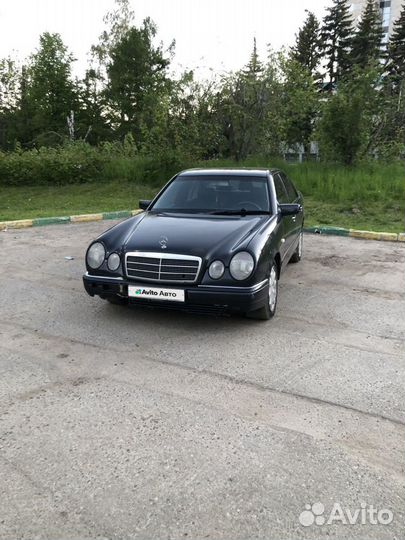 Mercedes-Benz E-класс 2.4 AT, 1999, битый, 218 000 км