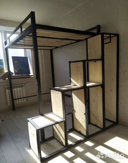 Кровать чердак металлическая лофт