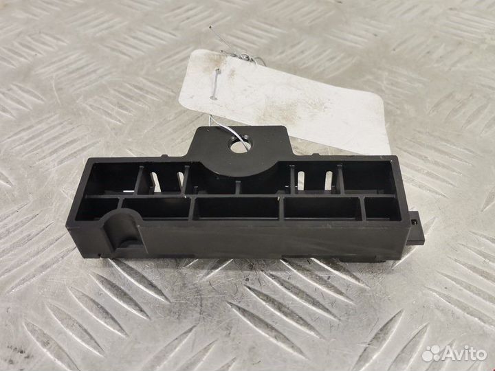 Усилитель антенны BMW 5 F07/F10/F11 2012