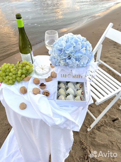 Шкатулка с клубникой в шоколаде