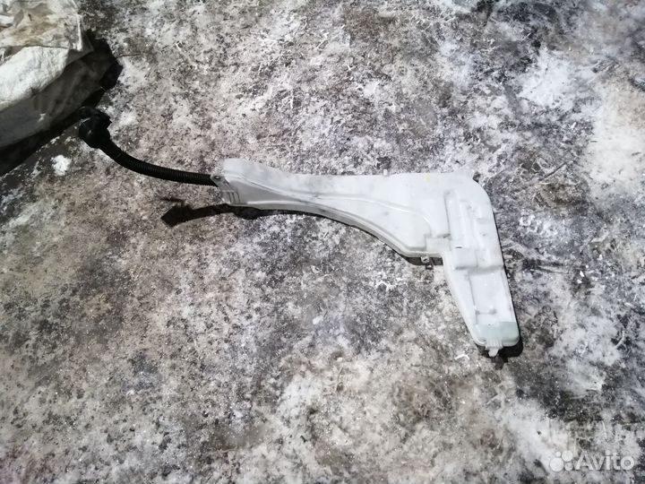 Бачок стеклоомывателя BMW X4 F26