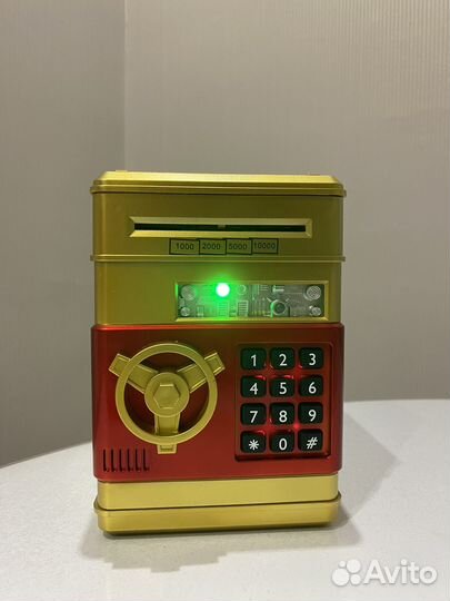 Копилка новая подарок