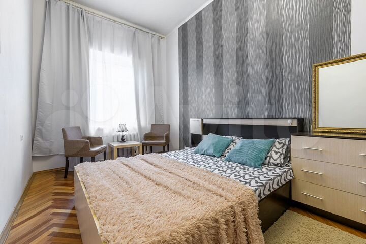 3-к. квартира, 88 м², 4/4 эт.
