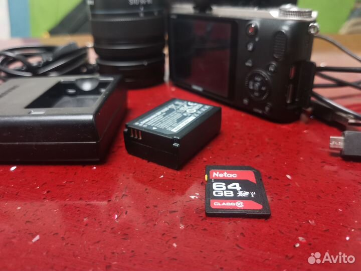 Samsung nx 210 продано едет по доставке