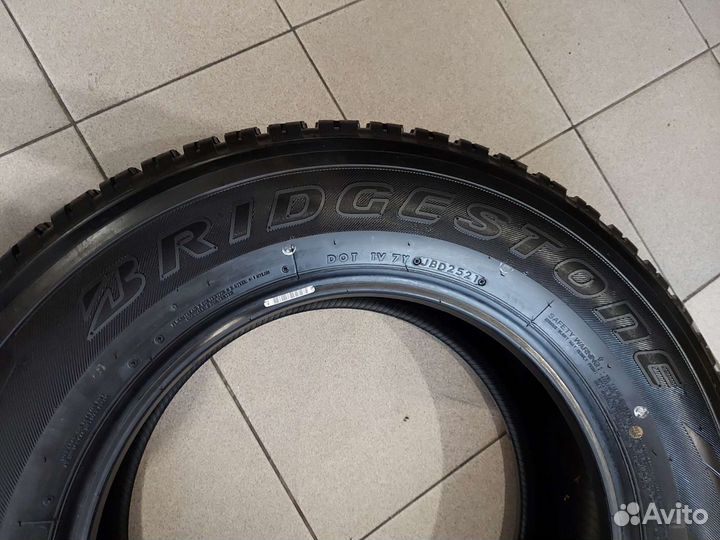 Bridgestone Dueler A/T 693 265/65 R17 112S