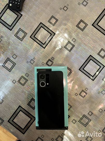 OPPO Reno 7, 8/128 ГБ