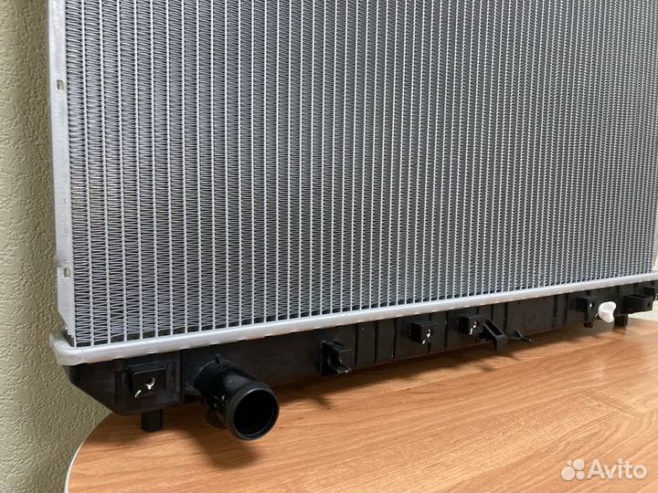 Радиатор охлаждения Шевроле Лачетти МКПП