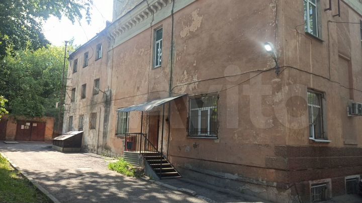 Продам помещение свободного назначения, 2054 м²