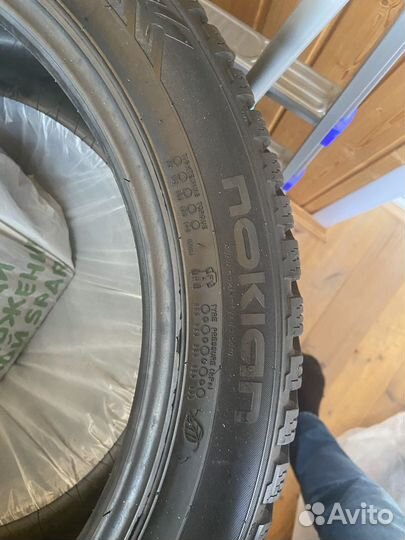Nokian Tyres Hakkapeliitta 8 235/45 R18