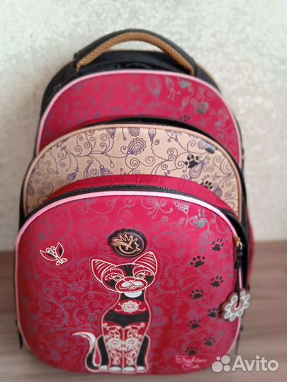 Рюкзак школьный Hummingbird