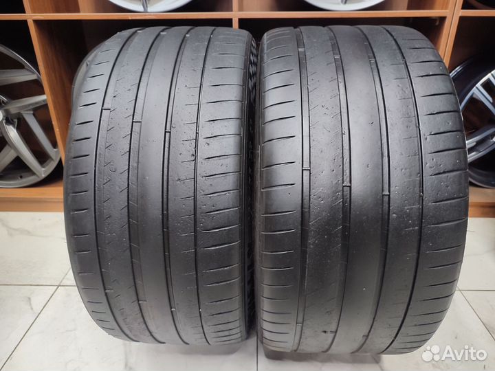 Michelin Pilot Sport 4 S 295/35 R21 и 315/30 R22 107Y