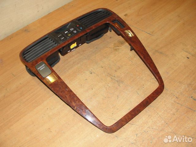 Центральная накладка торпеды Acura mdx 2005г