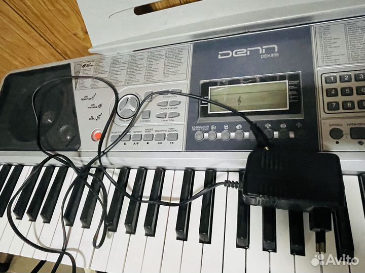 Синтезатор Denn