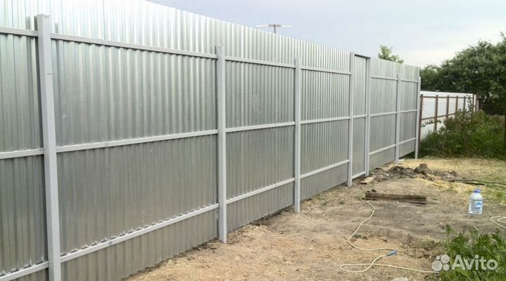Заборы из профнастила