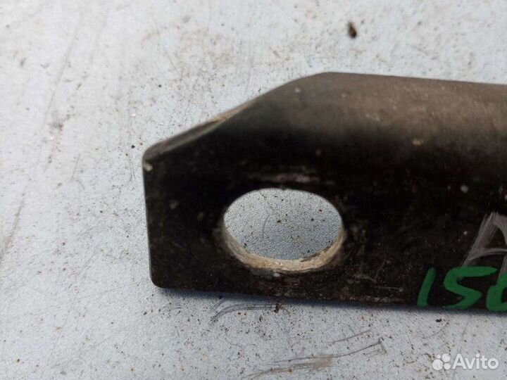 Петля капота правая Audi 80 B4 1992