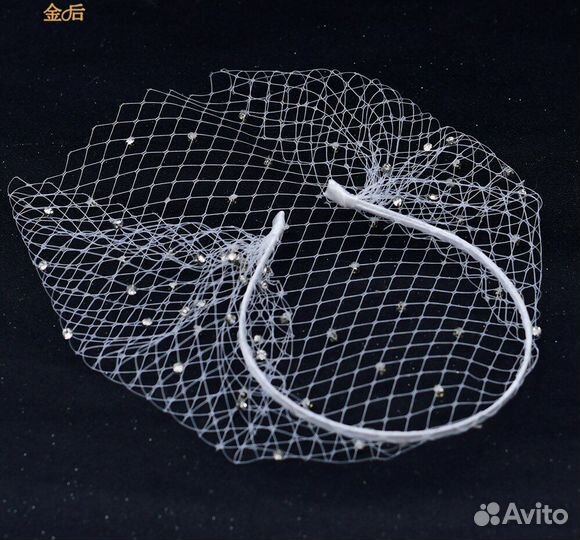 Ободок с вуалью на лицо