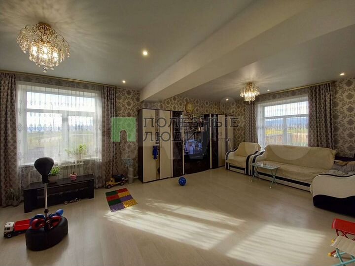 Дом 169,3 м² на участке 13 сот.