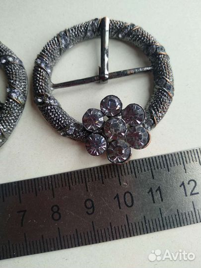 Пряжки для обуви