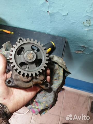 Масляный насос Isuzu forward 6 HL1