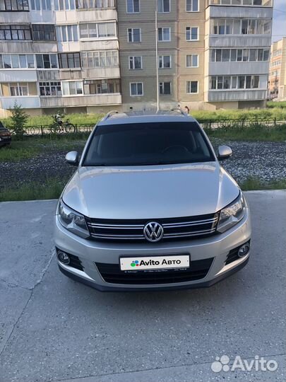 Volkswagen Tiguan 2.0 AT, 2012, 140 000 км