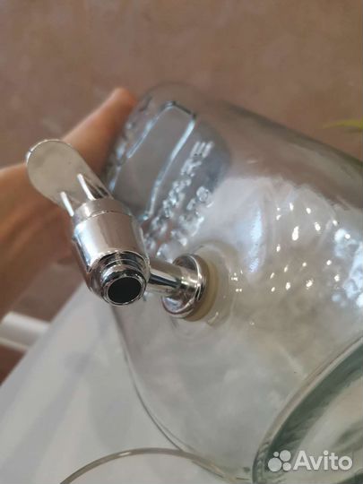 Кувшин для лимонада с краном