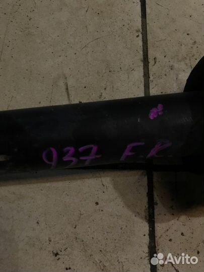 Стойка подвески передняя правая Alfa Romeo 147