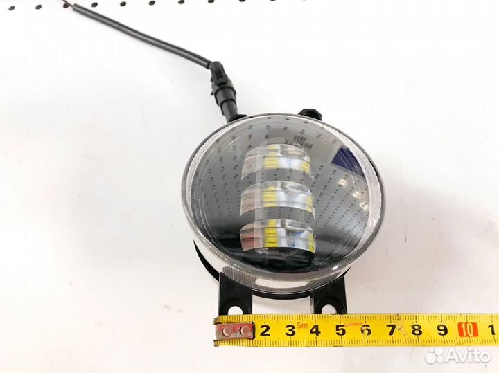 Противотуманки на Toyota Avensis Авенсис