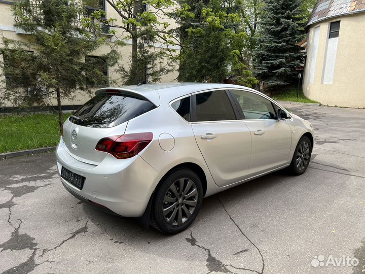 Opel Astra 1.6 AT, 2010, 162 000 км