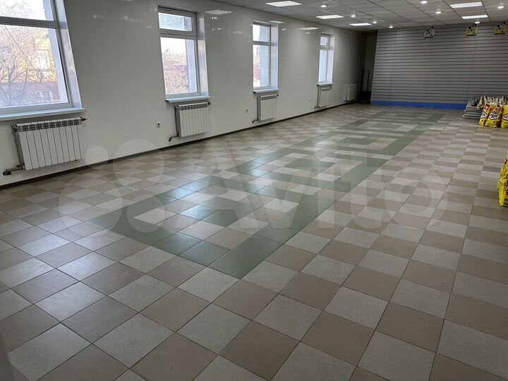 Торговая площадь, 110 м²
