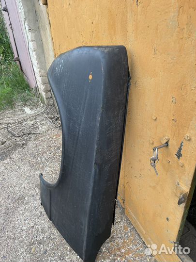 Крыло левое на ваз 21011