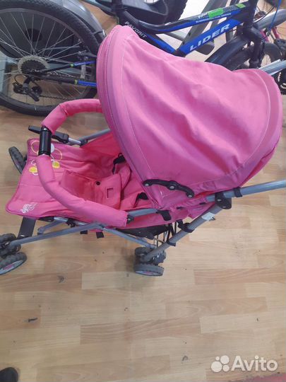 Прогулочная коляска