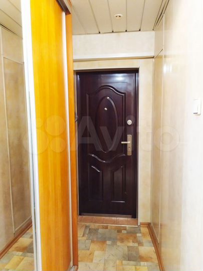 1-к. квартира, 30 м², 4/9 эт.