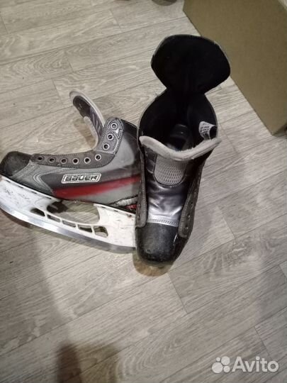 Хоккейные коньки bauer
