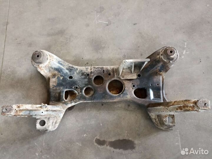 Подрамник Ford transit