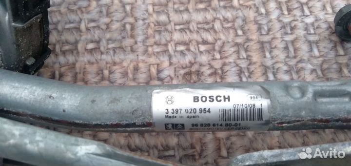 Стеклоочиститель передний Berlingo Partner 2012г