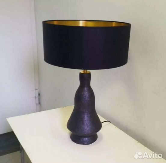 Лампа настольная