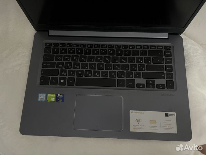 Ноутбук asus